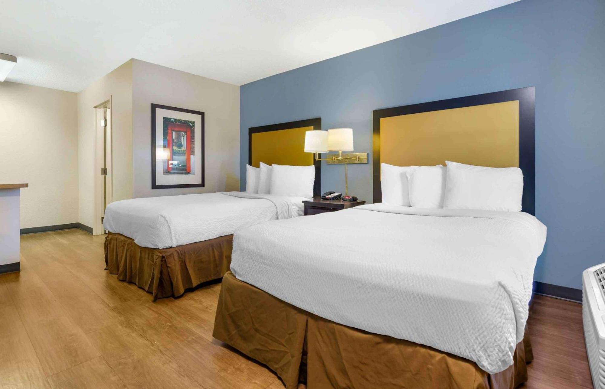 Extended America Select - - Airport Hotel